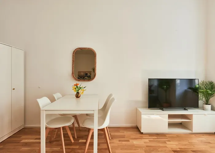 Apartman Perfecto With Designers Touch 24h Check-in